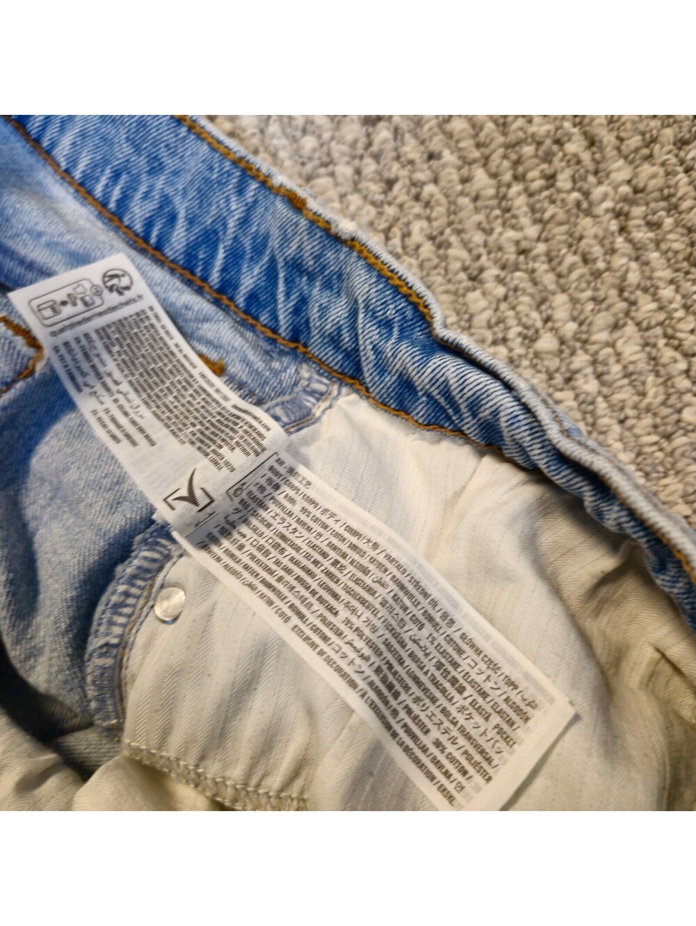 Abercrombie & Fitch The A-Line Mid Rise Denim Shorts Size 30 - Picture 8 of 8